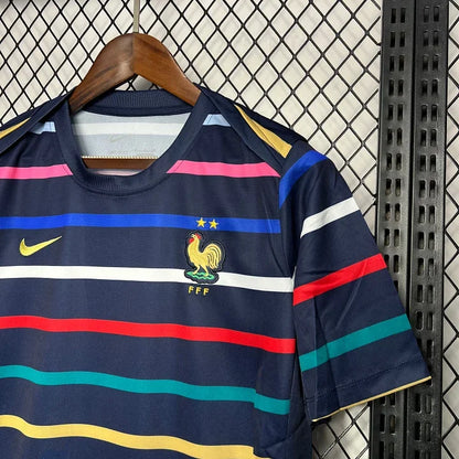 Maillot Équipe de France foot 2024 2025 entraînement