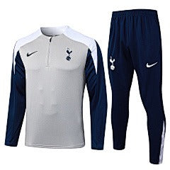 Training Tottenham 2026