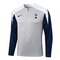 Training Tottenham 2026