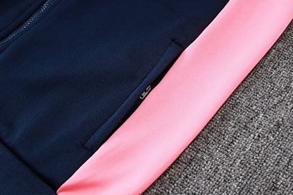 Ensemble à capuche Barcelone 2026