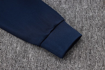 Ensemble à capuche Barcelone 2026