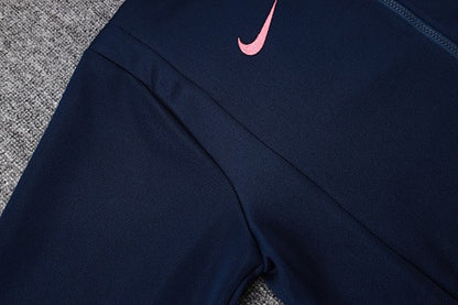 Ensemble à capuche Barcelone 2026