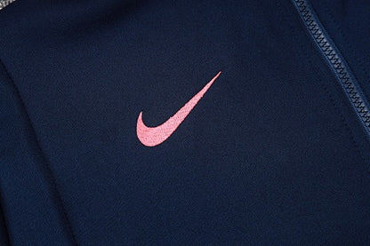 Ensemble à capuche Barcelone 2026